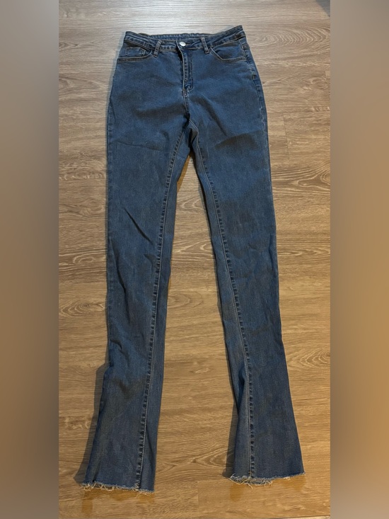 SHEIN Denim - SheIn Women's Mid-Waist Pile Flared Jeans in size 6 M